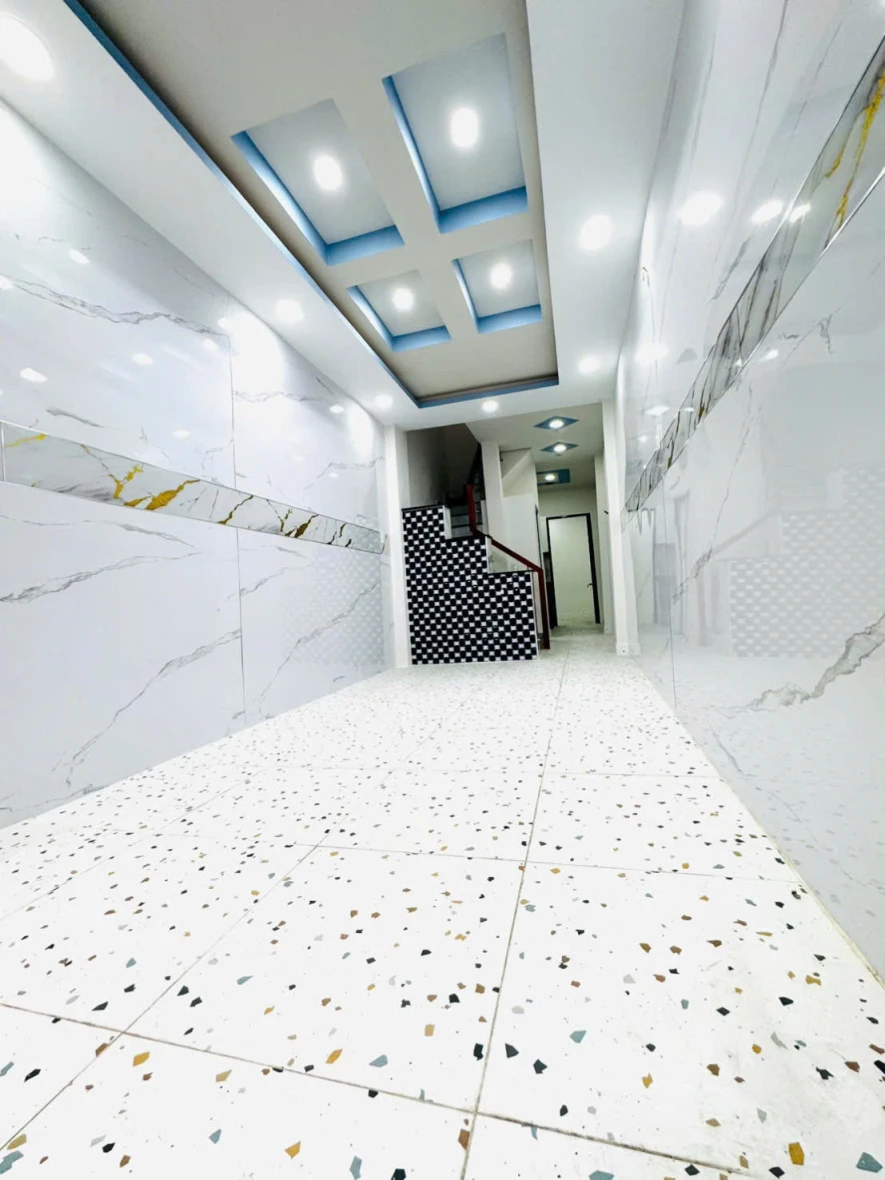 Bán nhà hẻm rộng 4m
Ngang 3 dài 16 m xây đúc mới có 4 tỷ