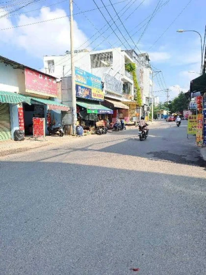 NHÀ MẶT TIỀN ĐƯỜNG XE TẢI TRÁNH – KINH DOANH TỐT Trung Mỹ Tây 09, Quận 12