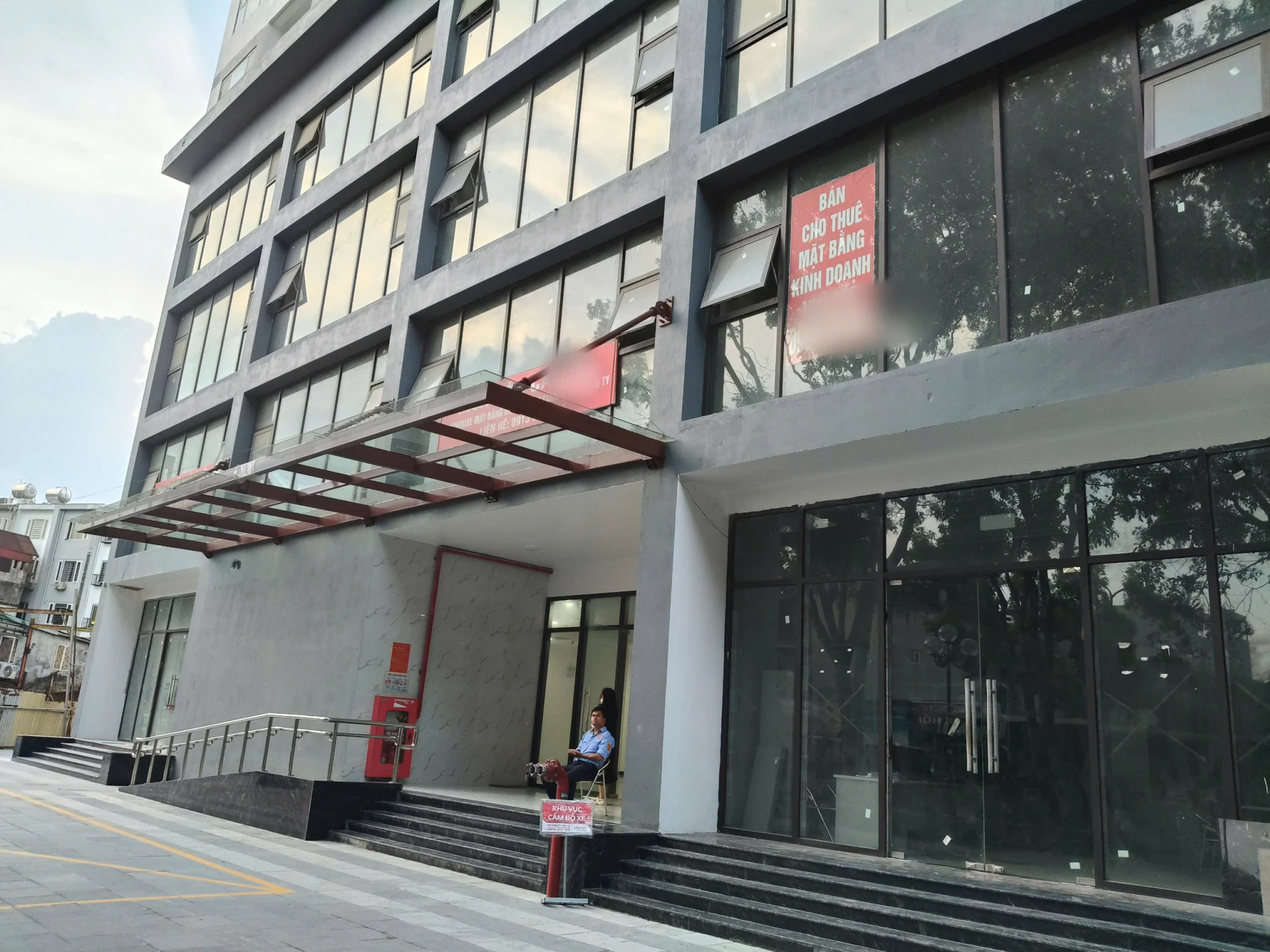 BÁN SÀN THƯƠNG MẠI - DIỆN TÍCH 3000M2 TẠI PHƯỜNG LA KHÊ - HÀ ĐÔNG - HÀ NỘI