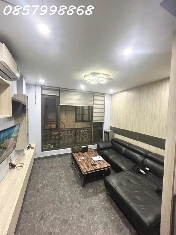 NHÀ PHỐ ĐẸP Ở NGAY - 5 TẦNG FULL CÔNG NĂNG - CHỦ TẶNG ĐỦ NỘI THẤT