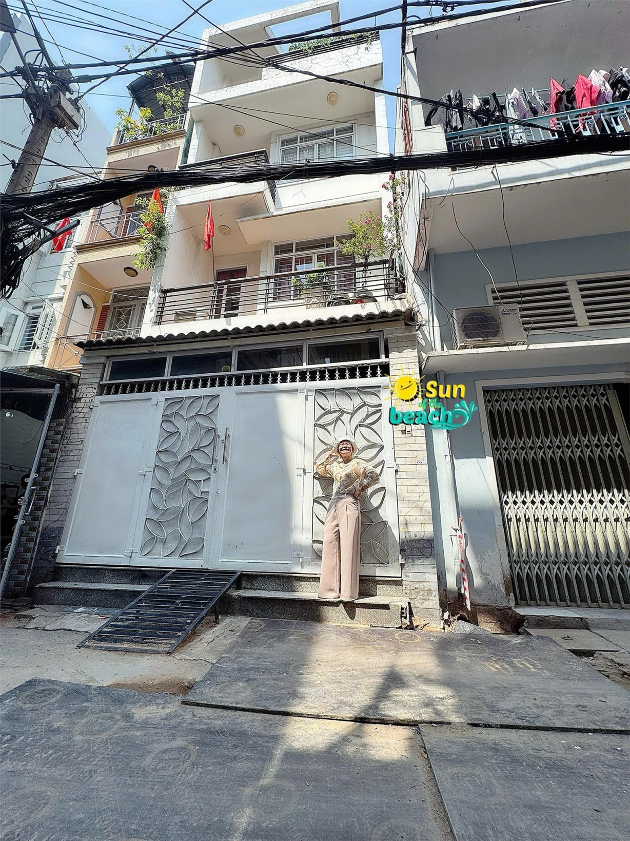 BÁN NHÀ MẶT TIỀN HẺM XE HƠI ĐƯỜNG LÊ THỊ RIÊNG, P.BẾN THÀNH, QUẬN 1 - GIANG GIANG: 093.86.76.685