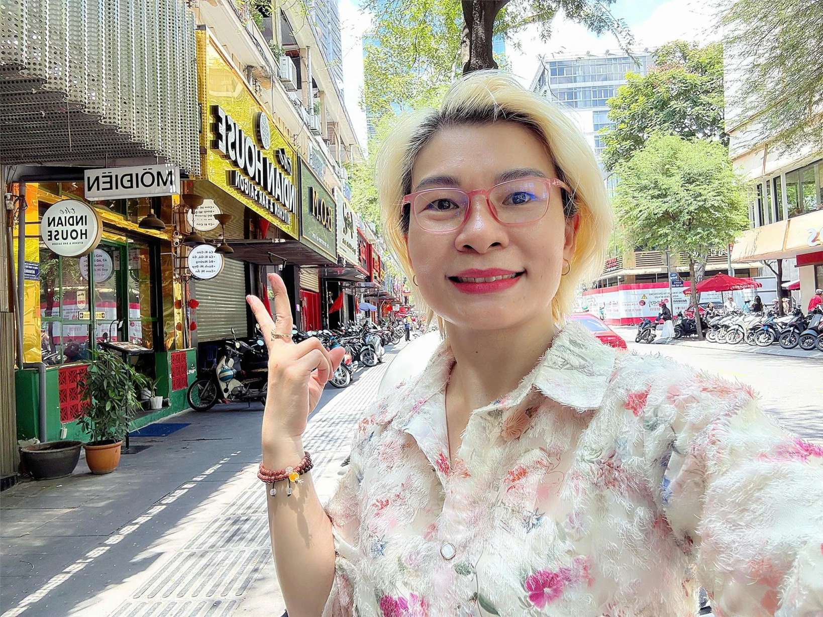 HIẾM - BÁN NHÀ MẶT TIỀN ĐƯỜNG TÔN THẤT THIỆP. QUẬN 1 - NGANG 4,2M * 27M CHỈ 23,2T - GIANG GIANG: 093.86.76.685