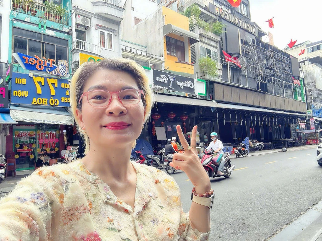 VỊ TRÍ ĐẸP NHẤT TẠI PHỐ TÂY BÙI VIỆN, QUẬN 1 - THU NHẬP 100TR/TH - CHÍNH CHỦ LIÊN HỆ GIANG GIANG:093.86.76.685