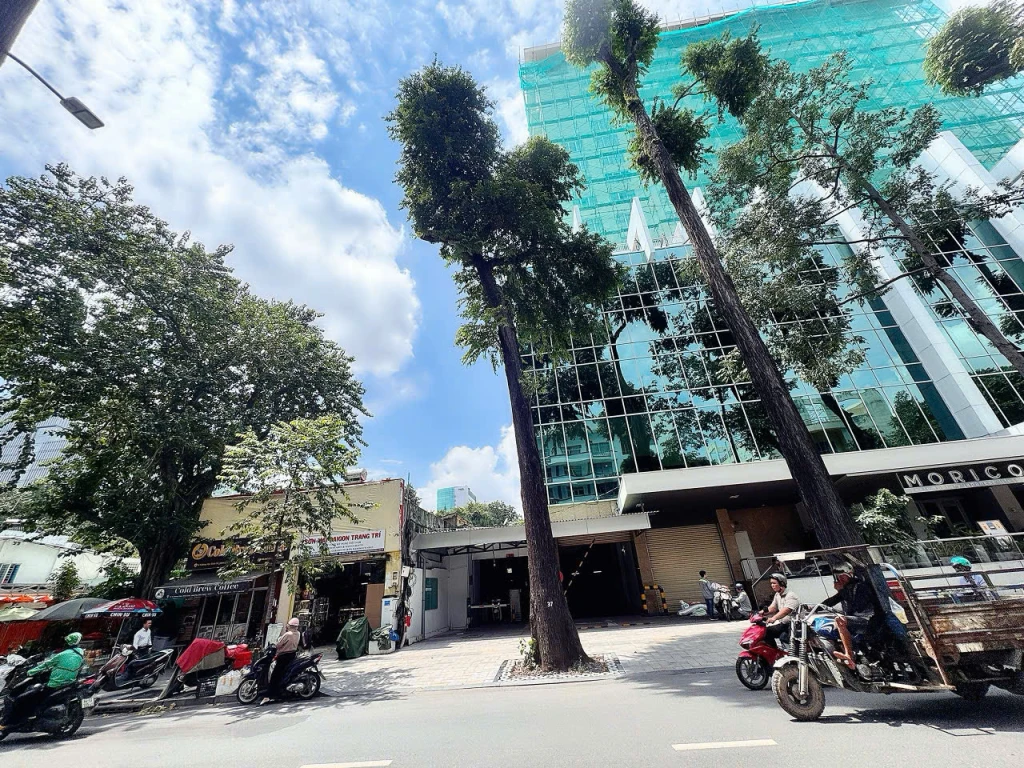 BÁN SIÊU DỰ ÁN ĐỘC TÔN Đ.MẠC ĐĨNH CHI, QUẬN 1 - DT 1317M2 NGANG 33M*39M - GPXD 3 HẦM 16 TẦNG - VỊ TRÍ NGAY GÓC Đ. LÊ DUẨN KHÔNG CÓ SẢN PHẨM THỨ 2 SO SÁNH