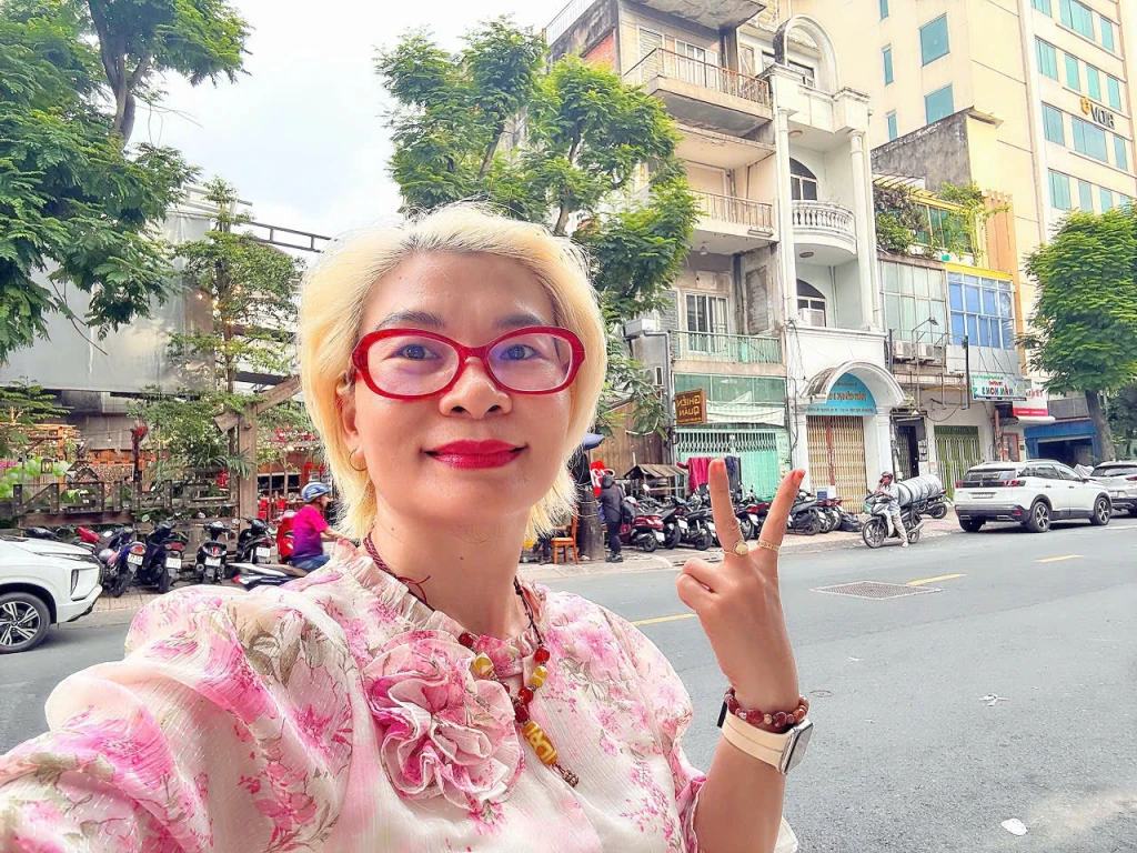 BÁN NHÀ 4 TẦNG MTKD Đ.NGUYỄN THIỆN THUẬT, QUẬN 3 - CHÍNH CHỦ XƯA - VỊ TRÍ VIP NHẤT TẠI CUNG ĐƯỜNG VÀNG * LH GIANG GIANG: 093.86.76.685