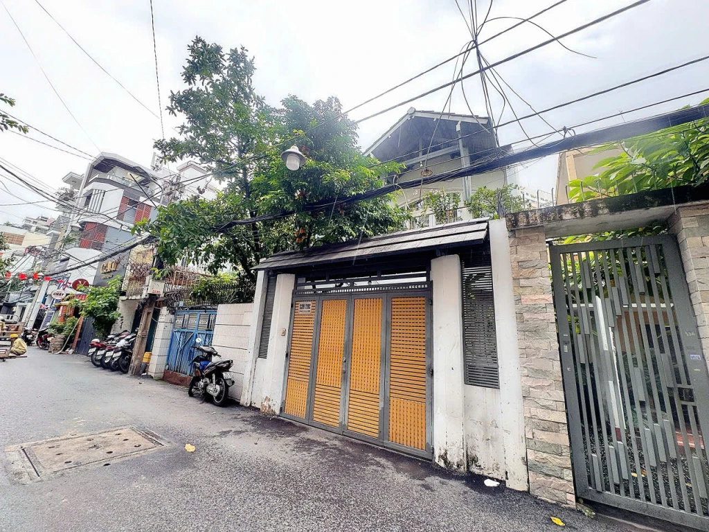 CHÍNH CHỦ XƯA CẦN BÁN NHÀ 4 TẦNG HXH 8M Đ.LÊ VĂN SỸ, QUẬN 3 - SỔ HỒNG VUÔNG ĐẸP 4.1M*28.4M - KHU NHÀ CAO TẦNG & BIỆT THỰ BAO QUANH* LIÊN HỆ GIANG GIANG: 093.86.76.685