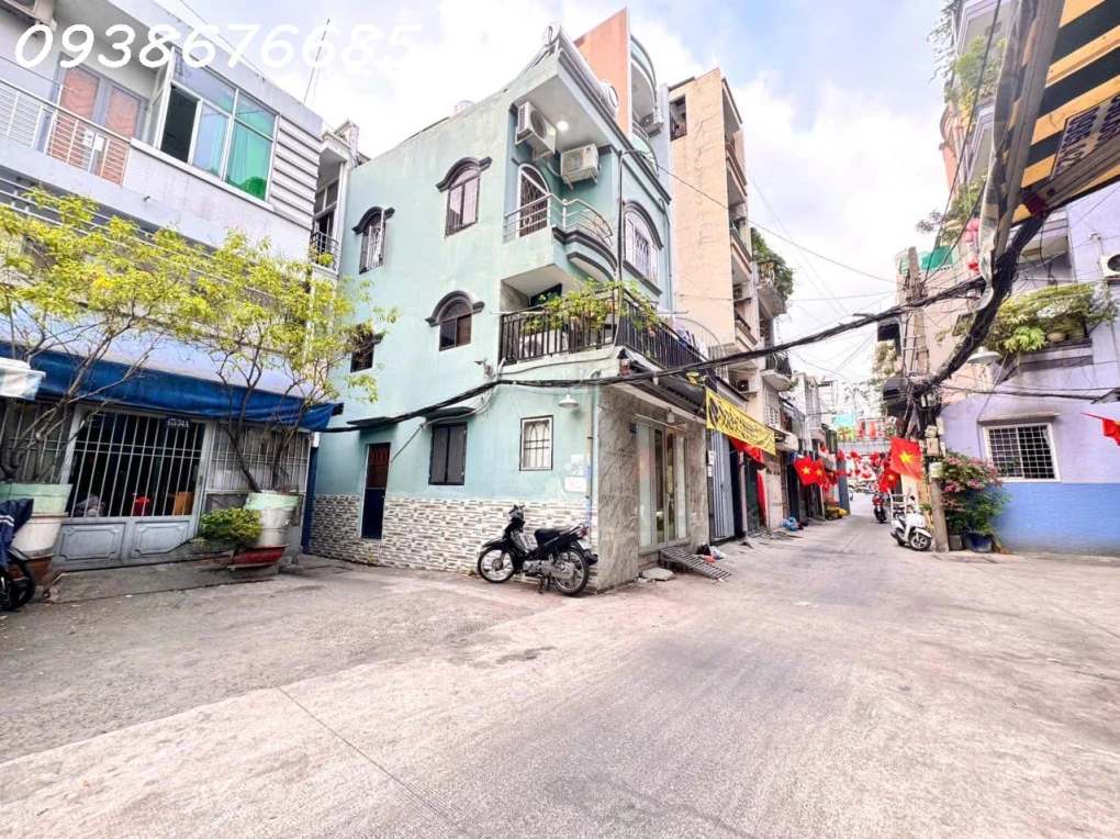 BÁN NHÀ 3 TẦNG MẶT TIỀN HẺM XE TẢI Đ.HAI BÀ TRƯNG, QUẬN 3 - DT 64M2 - NHÀ 2 MT TRƯỚC SAU THOÁNG- 0938676685 GIANG GIANG- CHỈ 20M RA MT CHÍNH