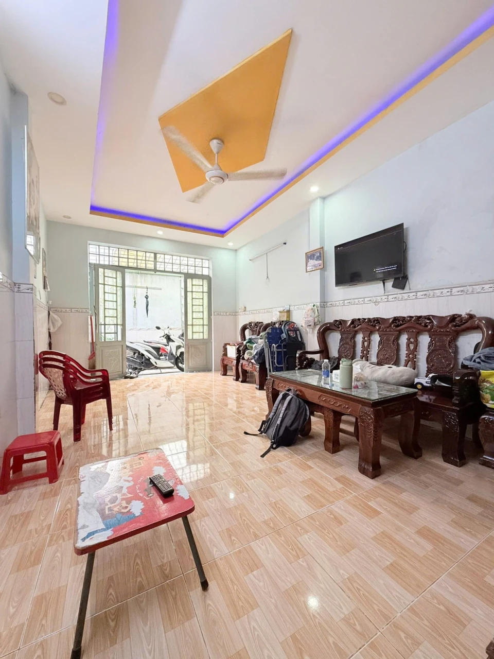 NHÀ BÁN TÂN THỚI NHẤT 1 VÀI BƯỚC CHÂN - 61M2 - 2 TẦNG CÒN MỚI VÀO Ở NGAY.TƯƠNG LAI RA MẶT TIỀN ĐƯỜNG 30 MÉT - GIÁP TÂN BÌNH