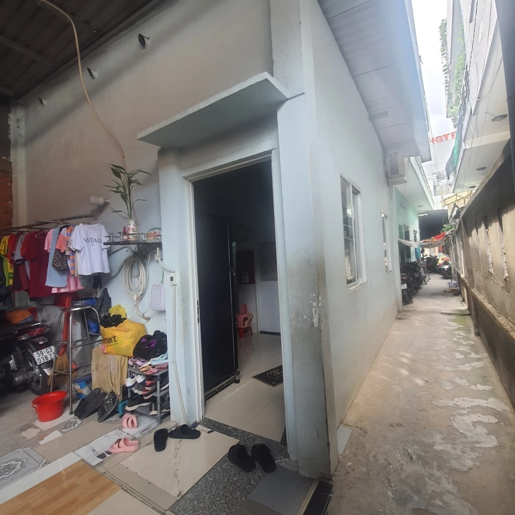 MT 267M2 NGUYỄN VĂN QUÁ ĐÔNG HƯNG THUẬN QUẬN 12
GẦN QUANG TRUNG-CHỢ CẦU-GIÁP TÂN BÌNH-NHA GA T3