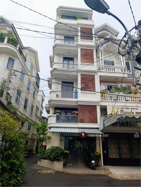 CĂN HỘ DỊCH VỤ ĐƯỜNG DƯƠNG QUẢNG HÀM & ĐS 20 + GẦN CHUNG CƯ HÀ KIỀU + 5 TẦNG (5,5x17m) CÓ 10 PHÒNG