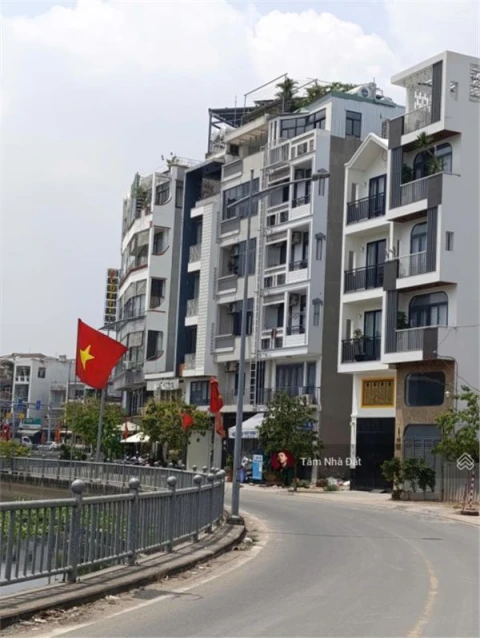 Hàng thơm chính chủ! Bán đất 496/ Dương Quảng Hàm (4x15,5m) + Xây dựng cao tầng LH 0933523239