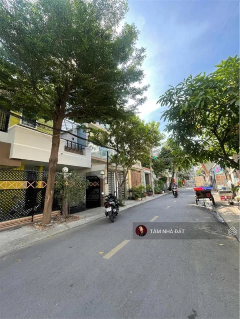 Bán đất Gò Vấp (4x20m) gpxd cao tầng + đường nhựa 12m, gần bờ kè sông Vàm Thuật & Chung Cư Hà Kiều