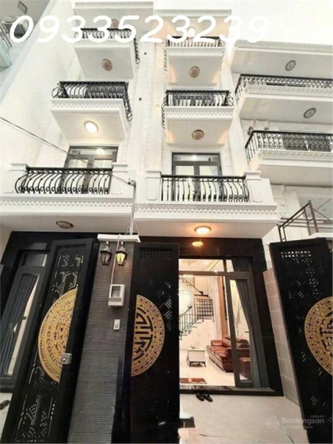 Siêu phẩm mới nhú, ngay ĐH CN 4 Quận Gò Vấp. 4 tầng giá 8.68 tỷ