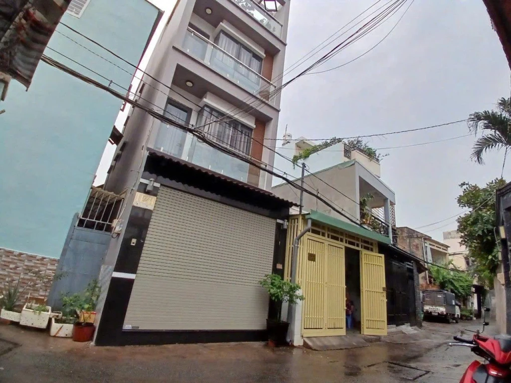 Bán Nhà Gò Vấp gần Đại học Công Nghiệp, 6 phòng cho thuê, dòng tiền ổn định