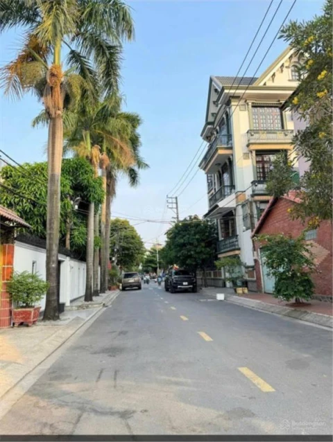 Bán Nhà 1/ Hẻm Xe Tải 12m thông Dương Quảng Hàm, 6m x 20m. CN 120m2. Gồm: 3 Tầng 18 phòng. 15.8 tỷ