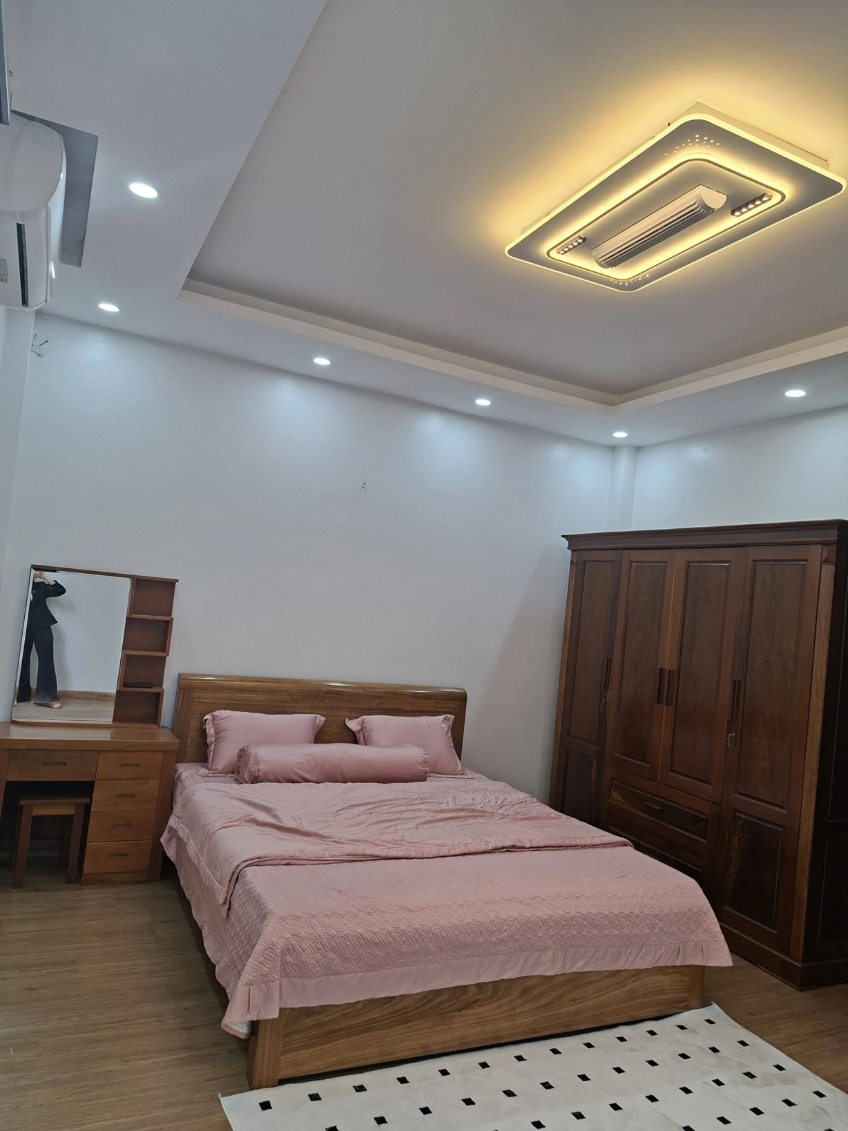 SIÊU PHẨM MỸ ĐÌNH – 7 TẦNG THANG MÁY – Ô TÔ ĐỖ TẦNG 1