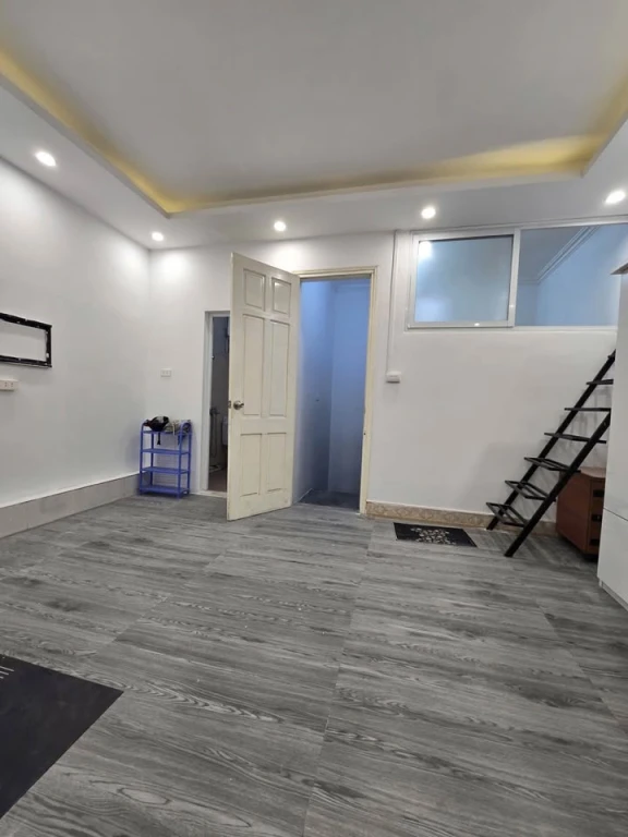 Bán nhà hoặc cho thuê Tân Ấp - Ba Đình - Hà Nội