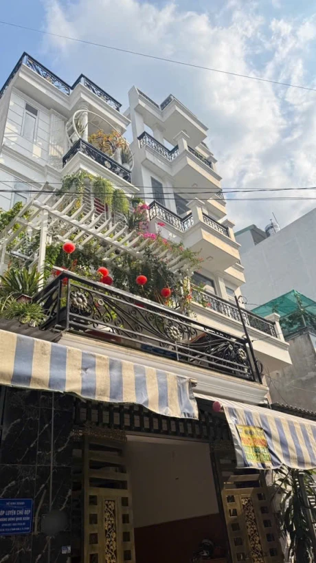 Bán gấp NHÀ 5 TẦNG, DIỆN TÍCH 61M2, HẺM Ô TÔ, Thạnh Xuân, Quận12, Giá  6.1 Tỷ