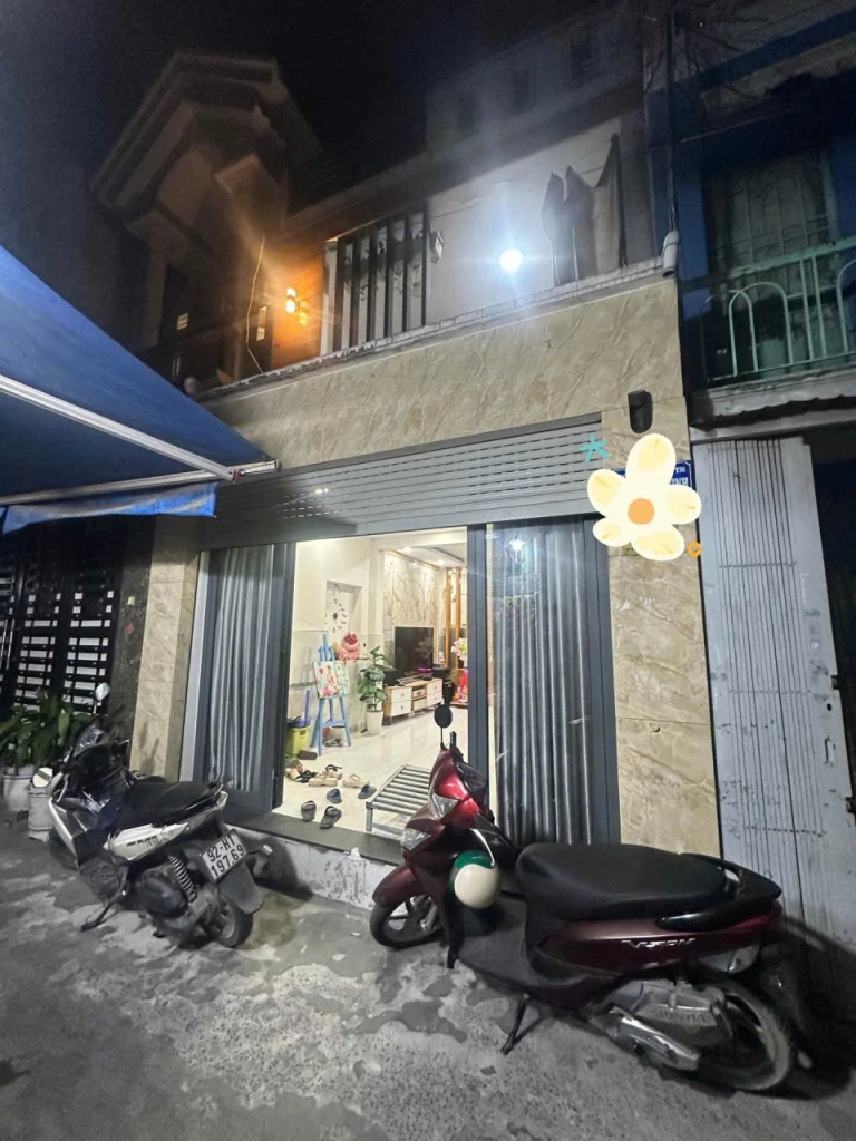 Bán  NHÀ HxH NGAY CHỢ HIỆP THÀNH, QUẬN 12, 4 x 10m, ĐỦ CÔNG NĂNG - GIÁ 3.55 tỷ