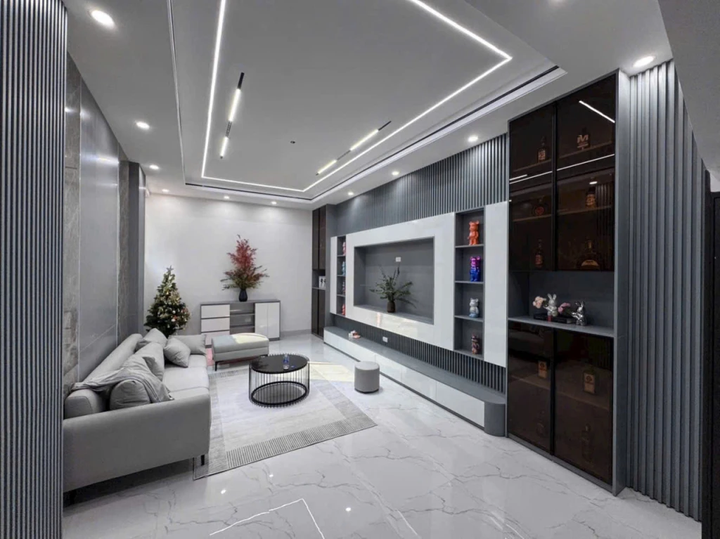 Bán nhà 6 tầng,35m2,thang máy,Lai Xá,Hoài Đức,trục chính ô tô,kinh doanh