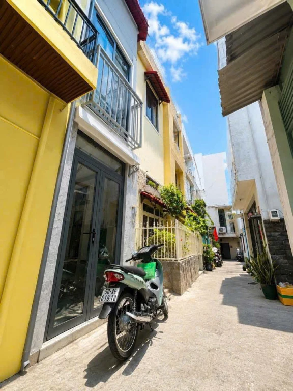 BÁN NHÀ ĐẸP RẺ Q4 
CÓ 1 tỷ hơn