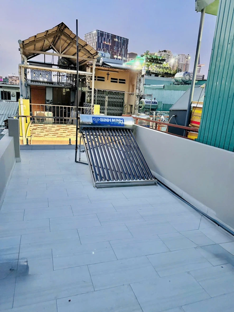 bán nhà khu vip q4 tiện ở kinh doanh mới xây hoàn công   có 5 tỷ