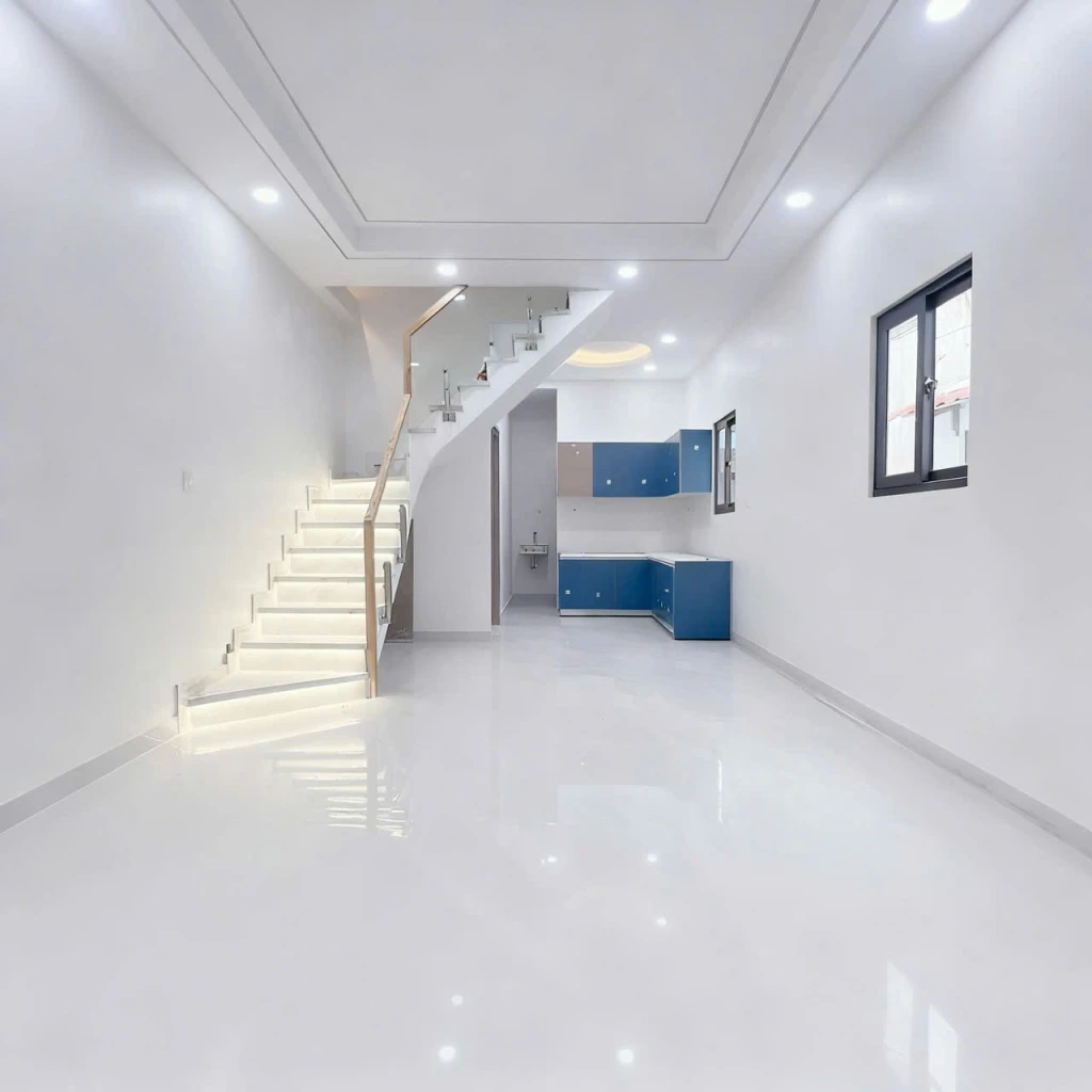 Bán nhà sát mặt tiền  hoàng diệu Q4
đúc 3 tấm có 4 đ