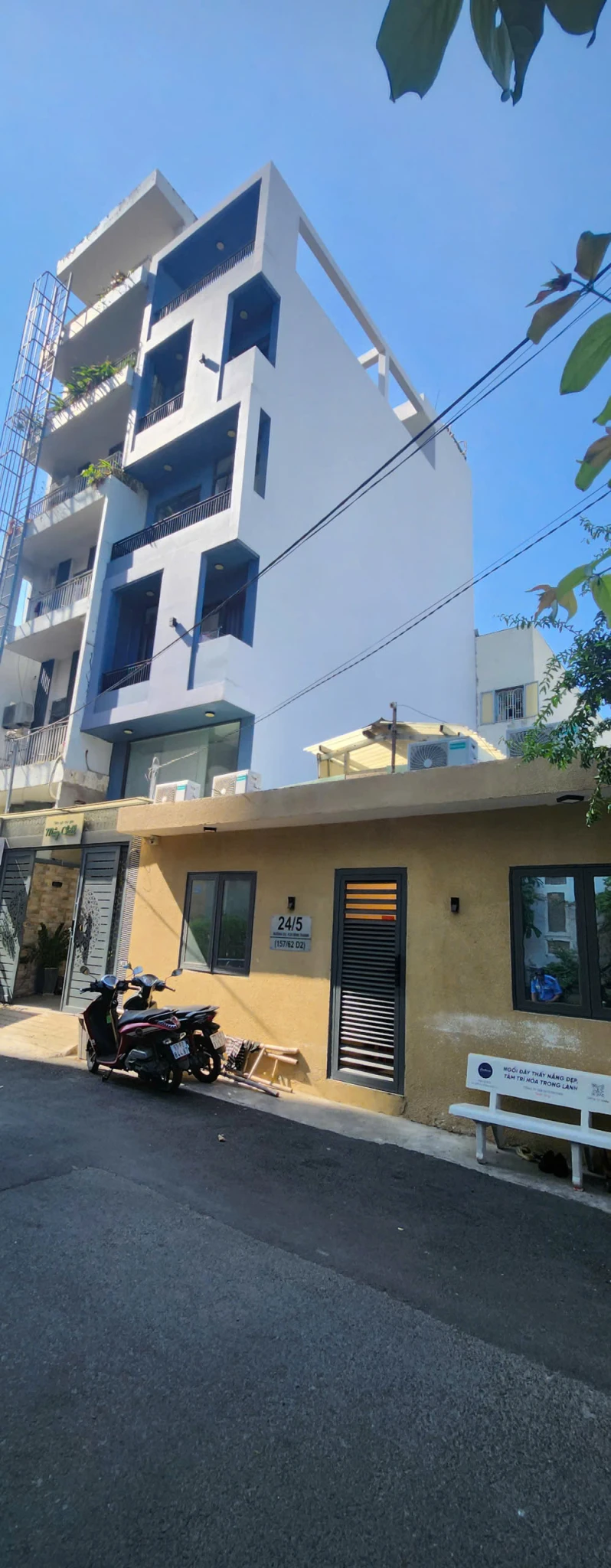 Bán nhà 106m2 đối diện ĐH Ngoại Thương - Nguyễn Gia Trí Bình Thạnh - 8x15 - HDT 40tr, xây cao