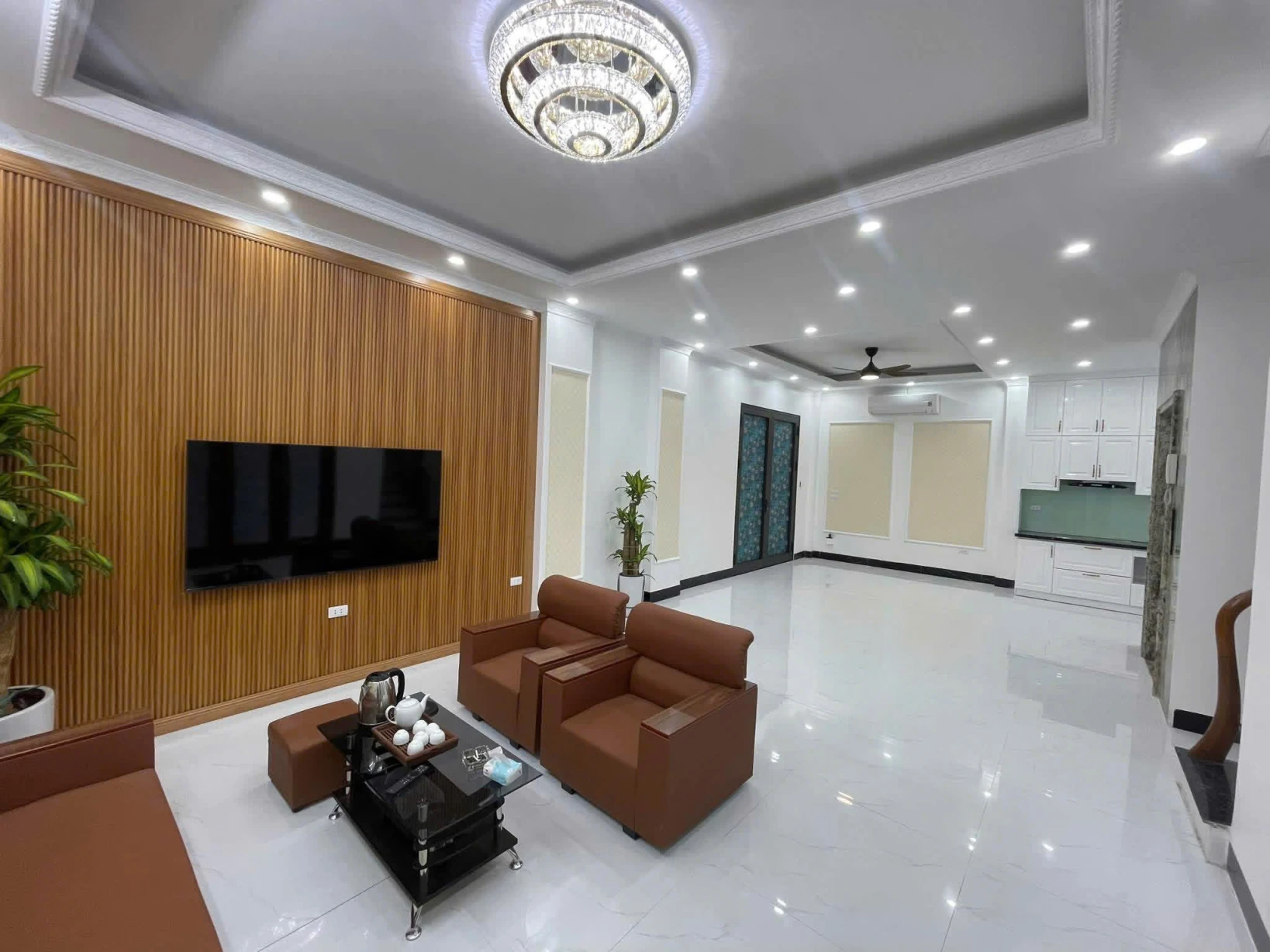 Bán nhà phố Quan Nhân, Nhân Hòa, Hoàng Ngân