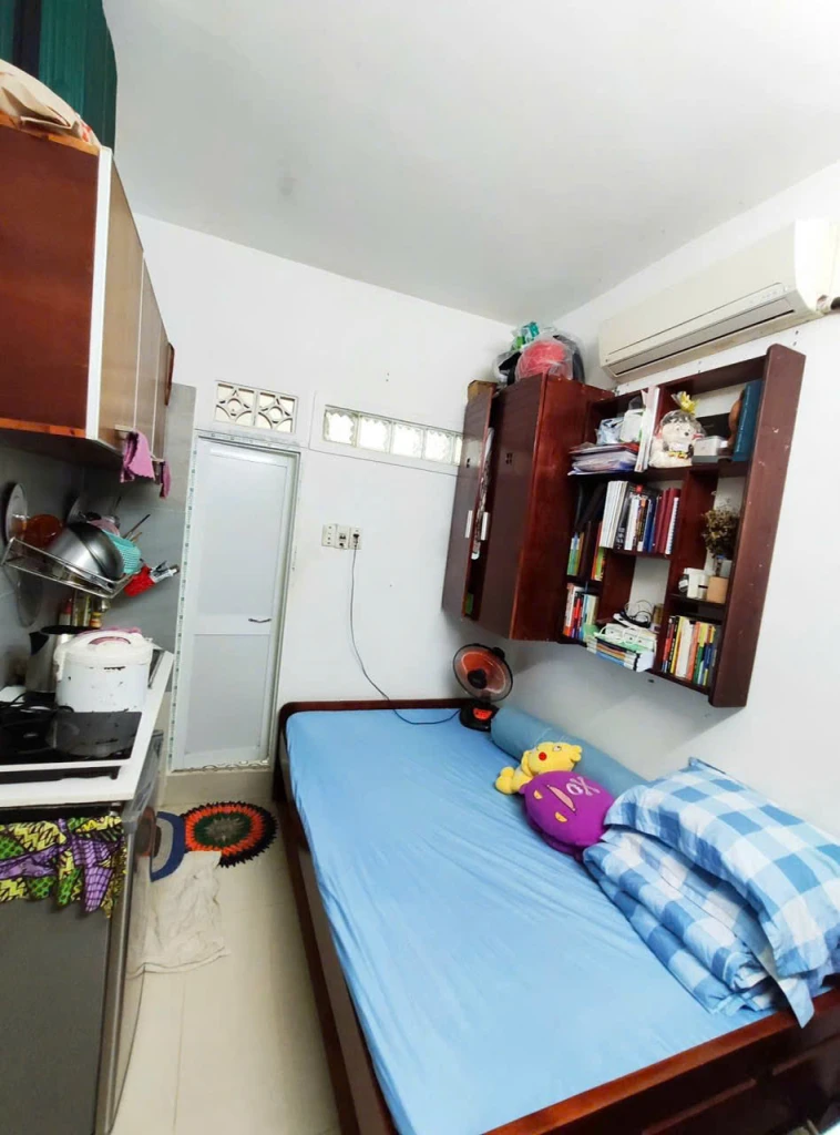 HÀNG HIẾM BÁN sát Quận 1 3.5m x 9m 4 tầng đang cho thuê 6 phòng, dòng tiền 20 triệu/tháng