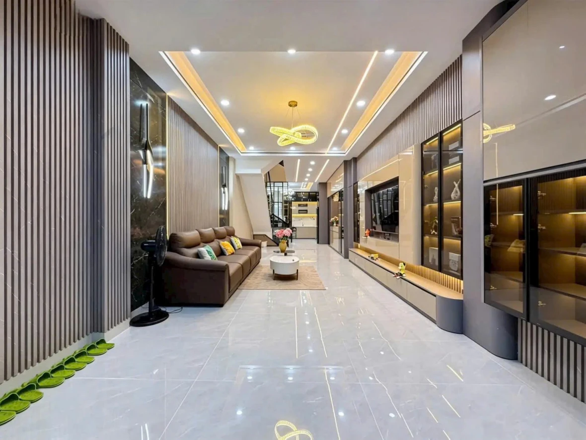 Mặt tiền kinh doanh cạnh Chuyên Dùng 9, 4.1x29m, cạnh Phú Mỹ Hưng