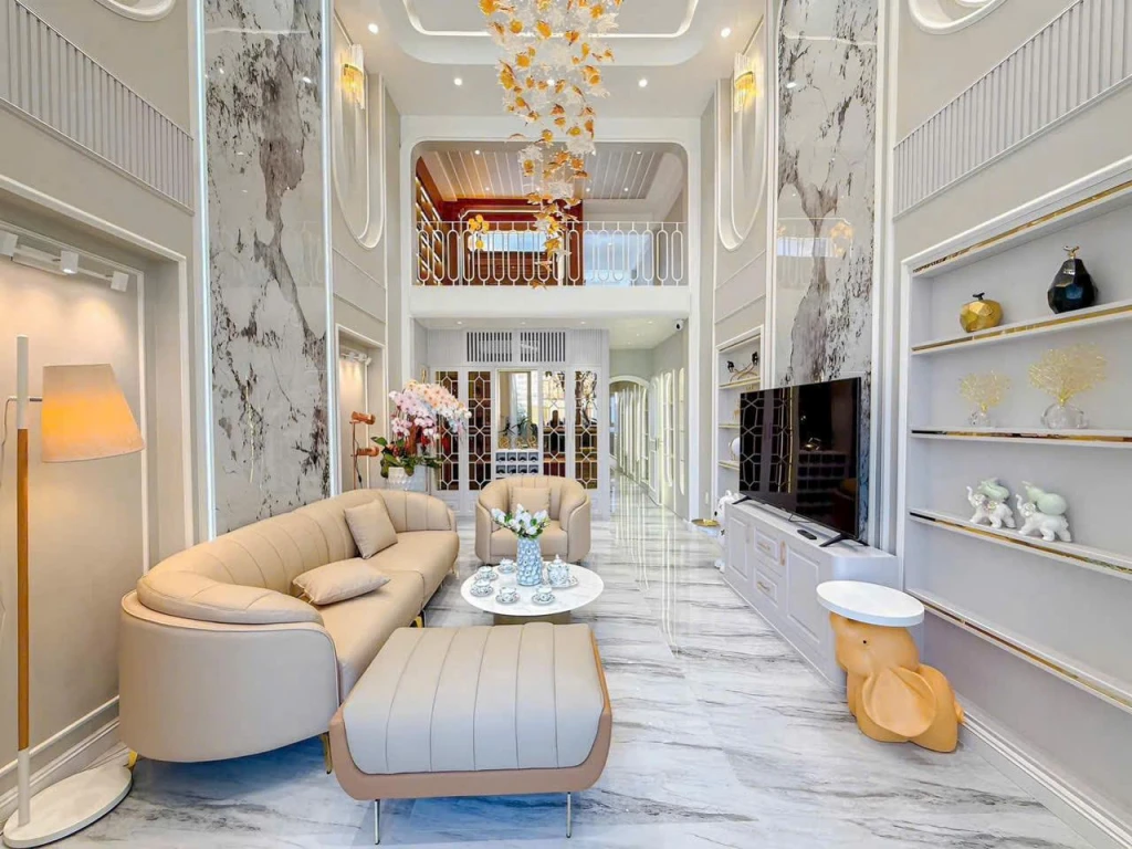 GIẢM GẤP 2 TỶ, NHÀ KDC CẠNH HOÀNG QUỐC VIỆT, CÓ THANG MÁY, DÂN CƯ VIP