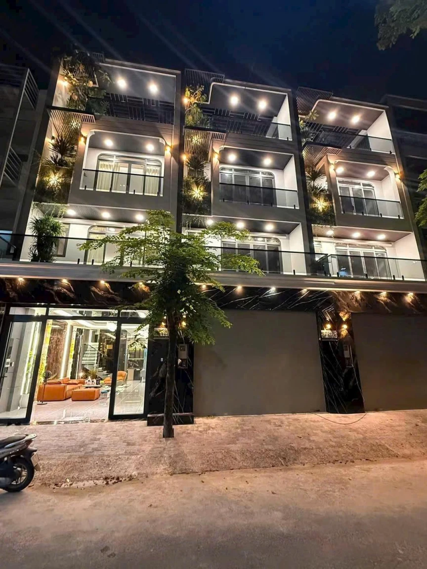 SIÊU PHẨM 3 CĂN LIỀN KỀ LUXURY SMART HOME – HUỲNH TẤN PHÁT