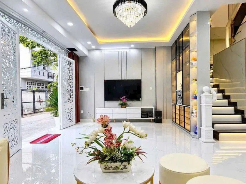 NHA GÓC 2 MẶT TIỀN THÔNG THOÁNG, NGANG 8M, YÊN TĨNH, TẶNG NỘI THẤT, GIÁ HƠN 6.5 TỶ
