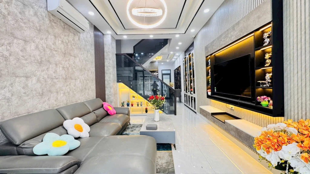 NHÀ CẠNH PHÚ MỸ HƯNG, 4x15M, 4 TẦNG, CHỈ HƠN 7 TỶ