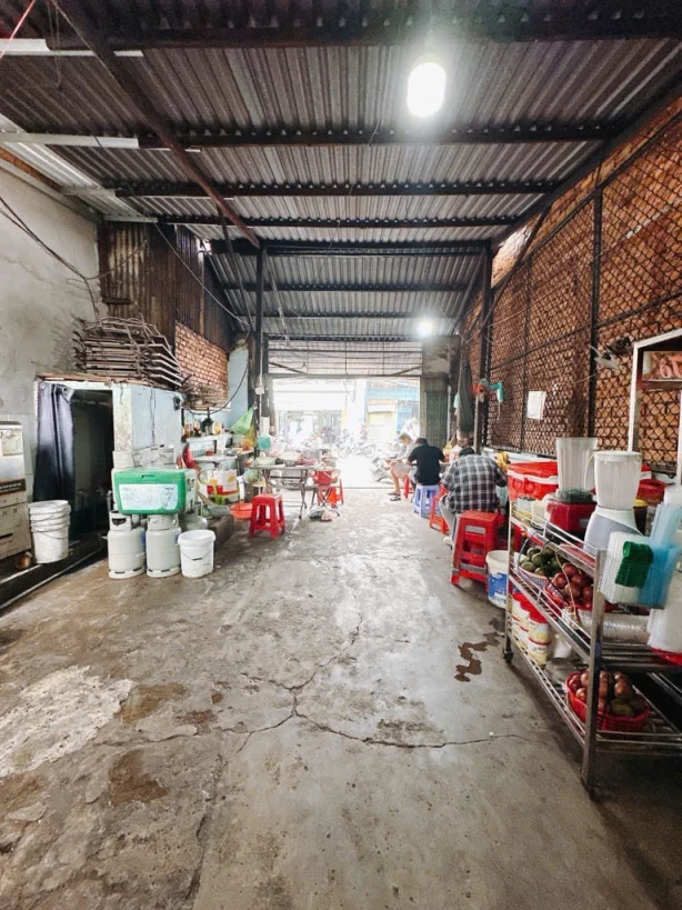 MẶT TIỀN KINH DOANH TÔN ĐẢN Q4 NGANG 5 DÀI 22 M  

DƯỚI  100 TRIỆU M