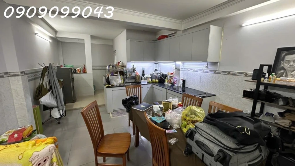 SIÊU PHẨM 2T BTCT–VÀI BƯỚC RA MẶT TIỀN NGUYỄN VĂN QUÁ.
PHƯỜNG ĐÔNG HƯNG THUẬN-QUẬN 12-HƠN 5 ĐỒNG