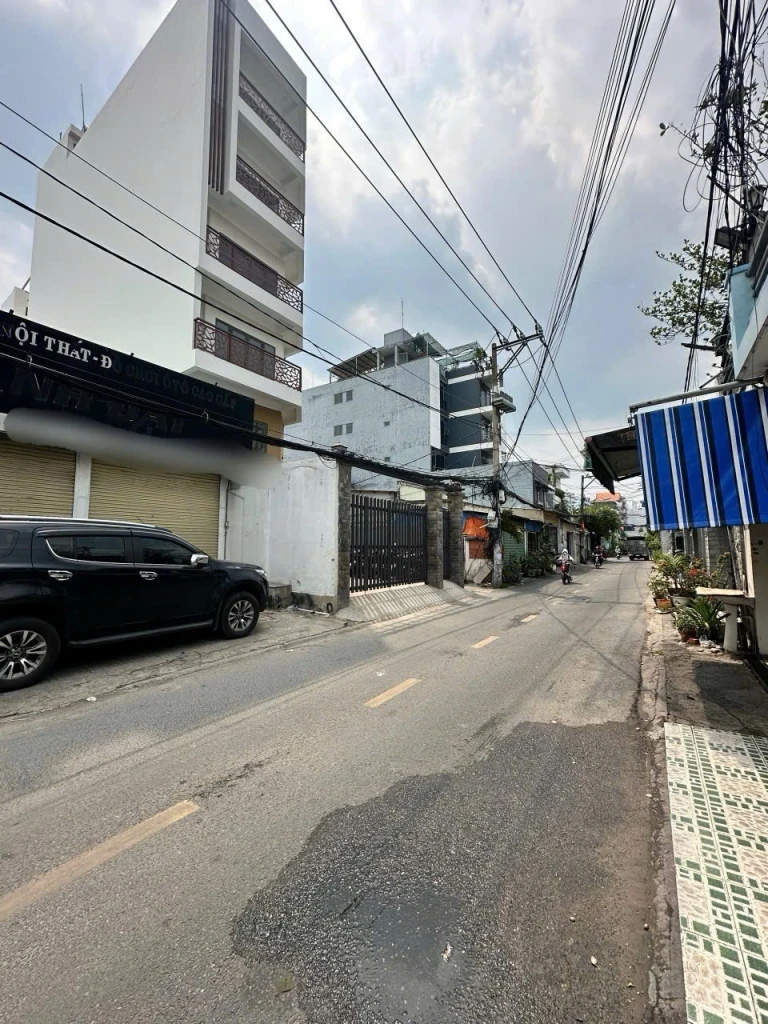 MẶT TIỀN KD—ĐÔNG HƯNG THUẬN NGAY NGUYỄN VĂN QUÁ,
TRƯỜNG CHINH—TUYẾN METRO SỐ2—196m2(12x16.5m)