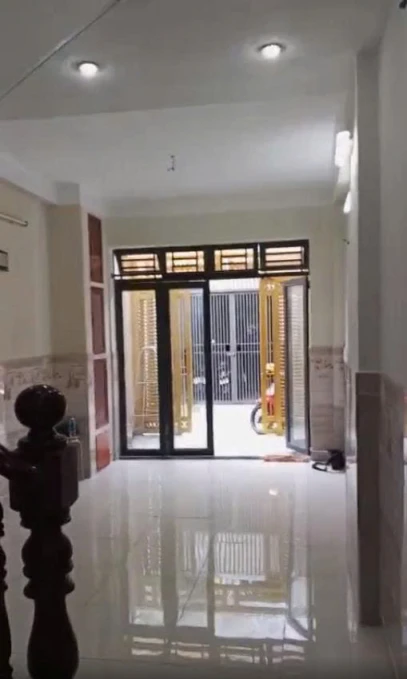 🏡BÁN NGUYỄN THỊ KIỂU P/TÂN THỚI HIỆP QUẬN 12.
3 TẦNG BTCT–1/ NGUYỄN THỊ KIỂU–VỊ TRÍ TRUNG TÂM.
GIÁP PHẦN MÊM QUANG TRUNG.