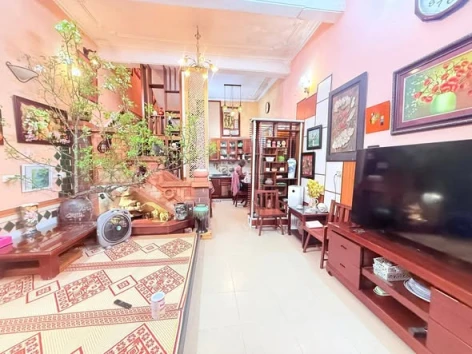 Bán nhà đẹp mặt ngõ phố La Thành 40m2 5tầng mặt tiền 5.2m 9.8 tỷ Ba Đình