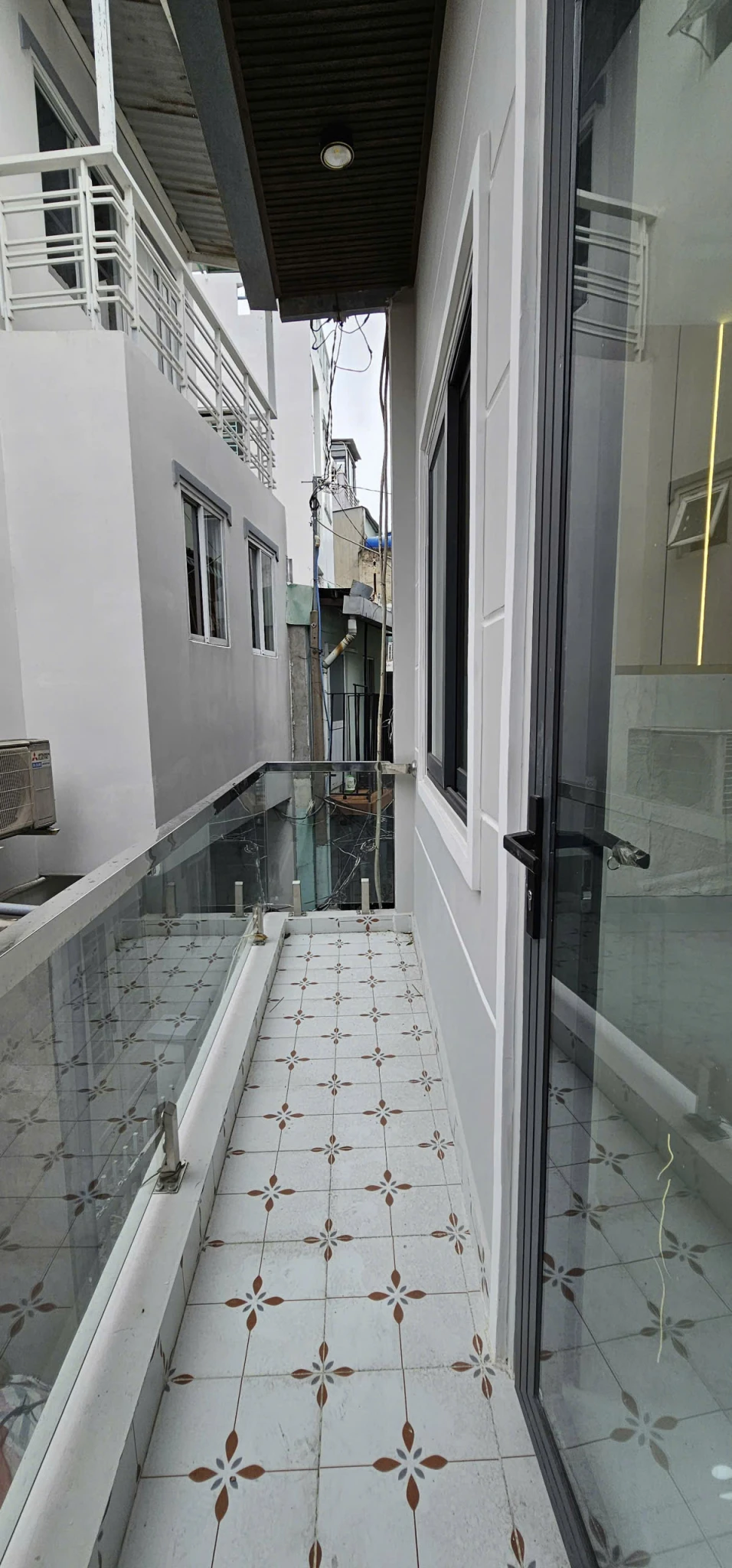 Bán nhà sát mặt tiền Q4 

NGANG 3.8 DÀI 5.5

ĐÚC BT CÓ 2 TỶ