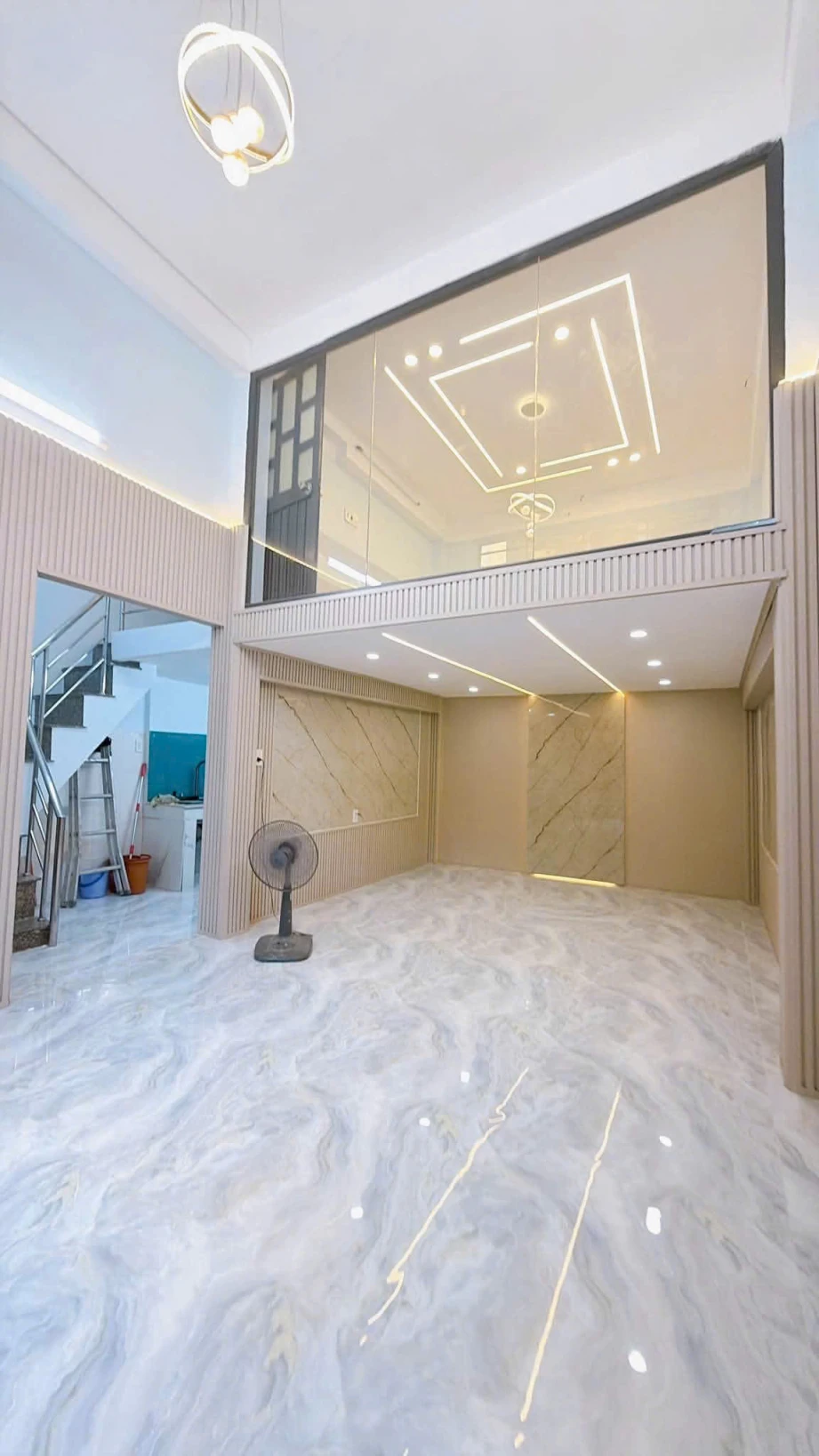 bán nhà hẻm ba gác máy Ngang 6 dài 9 -đúc 4 tấm có 4 đ