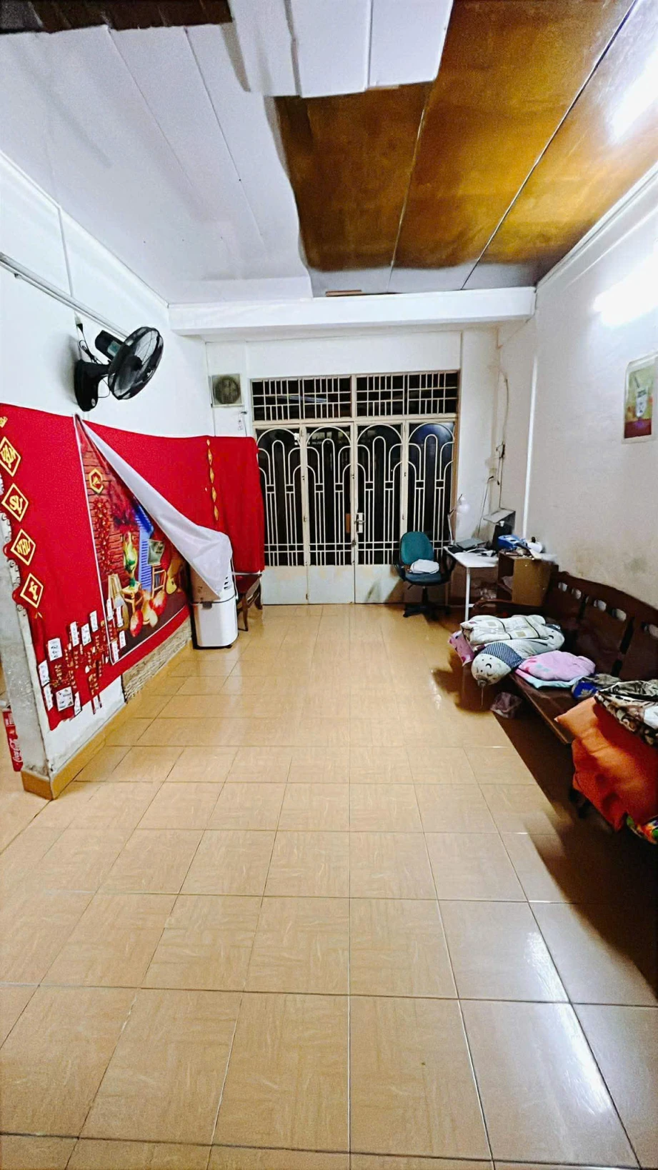 Bán nhà diện tích khủng long bạo chúa Gía hạt RẺ CÓ 80 TRIÊU M2 
TRUNG TÂM Q4 ĐỐI DIỆN Q1