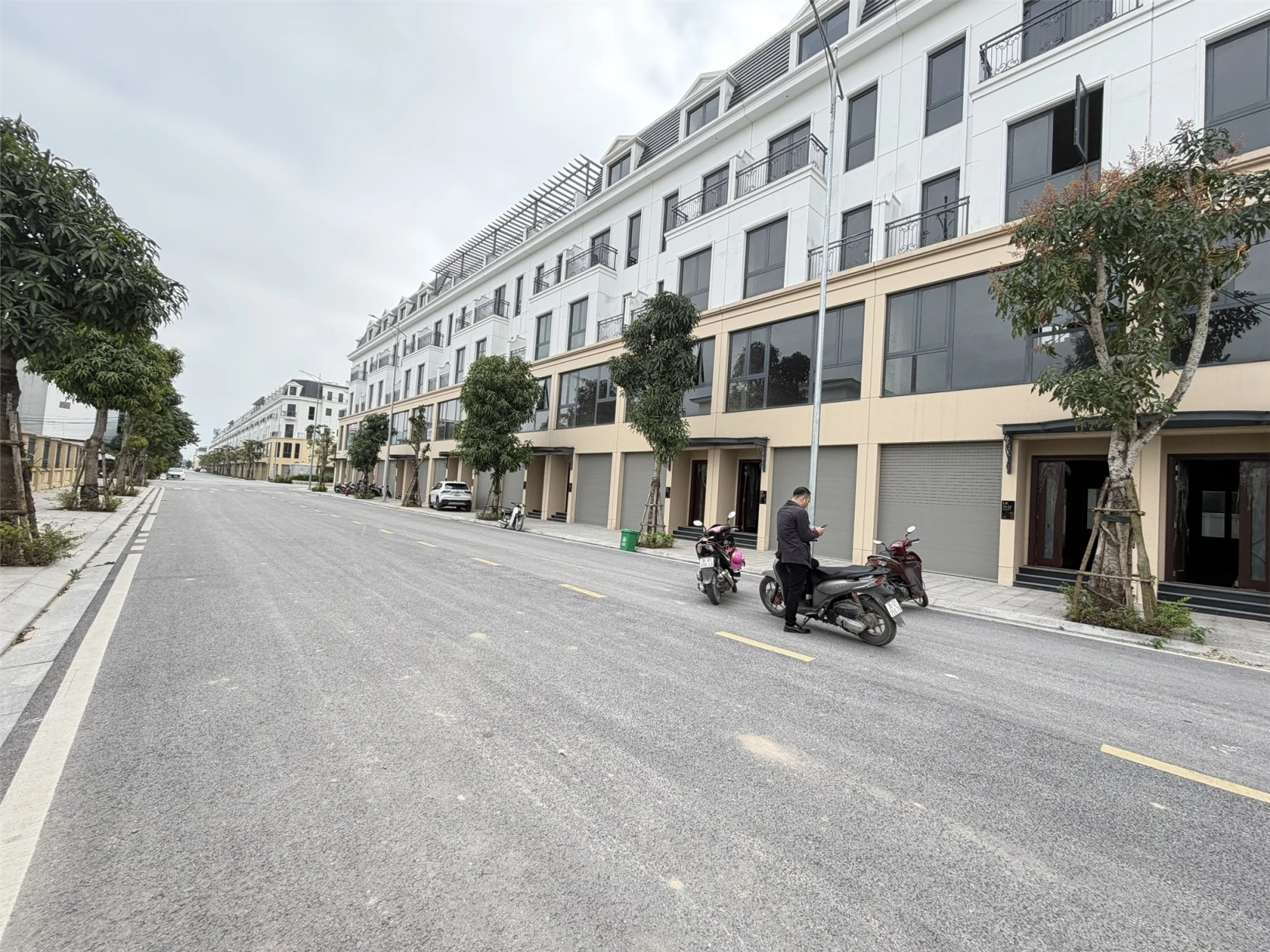 LIỀN KỀ LK-13.12 VIEW SÔNG MÃ – ĐƯỜNG 17M KẾT NỐI QL1A, GIÁ TỐT. NHẬN NHÀ RA SỔ NGAY.