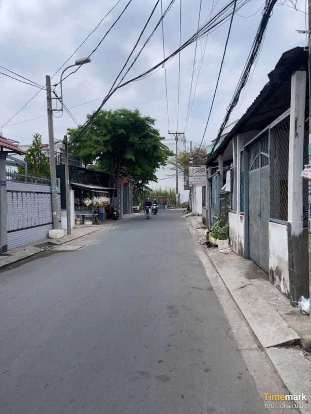 NHÀ 2 TẦNG - MT HẺM NHỰA Ô TÔ 1651 Lê Văn lương THÔNG HẺM 845 NGUYỄN BÌNH. Nhà Bè CHỈ 6 TY nhĩnh