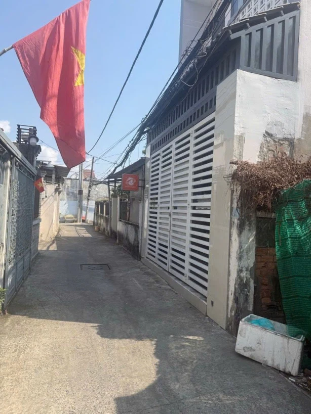 ĐẤT - HẺM 2056 Huỳnh Tấn phát - HẺM 3M SẠCH SẼ - KHU DÂN CƯ YÊN TĨNH DÂN TRÍ - ĐẤT THỔ CƯ XÂY DỰNG 4 TẦNG.