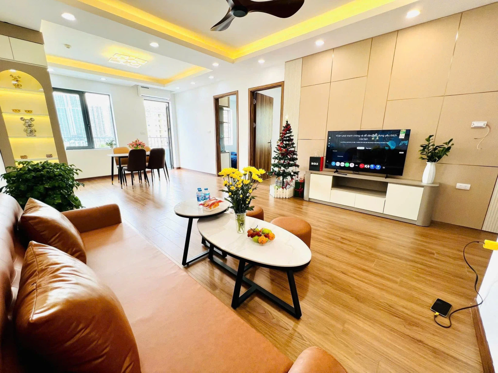 Cần bán chung cư B10C KĐT Nam Trung Yên, phường Trung Hòa, quận Cầu Giấy, Hà Nội