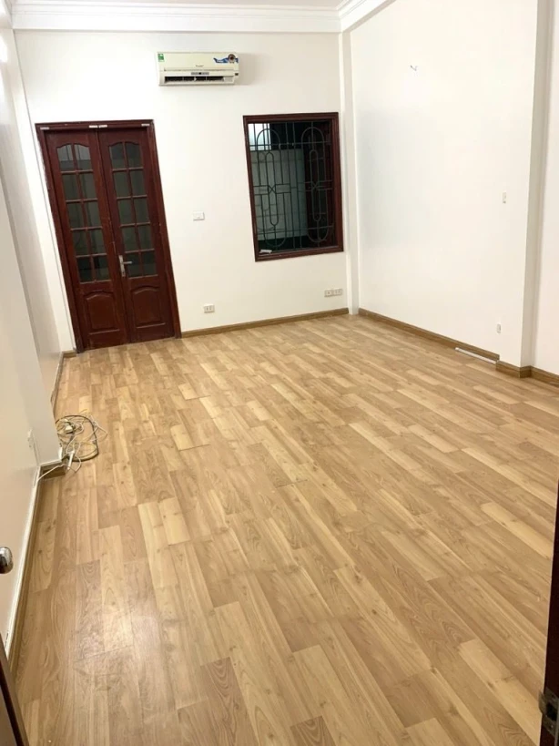 Bán nhà lê thanh nghị siêu hiếm 4 tầng dân xây hai bà trưng