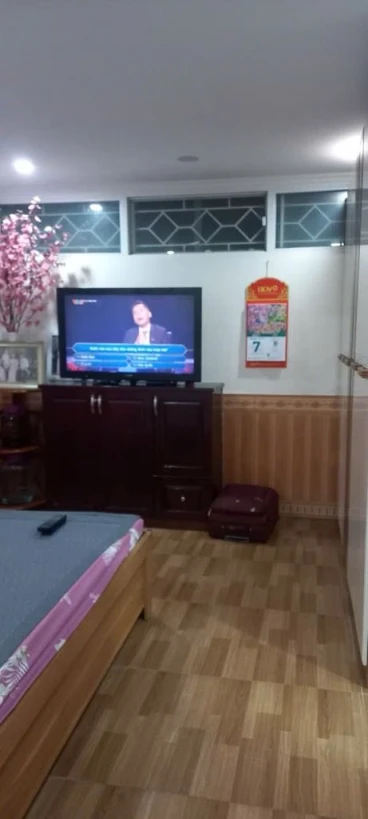 Siêu phẩm quỳnh mai bán nhà tập thể tầng 1 long lanh 110M ô tô tránh kinh doanh hai bà trưng