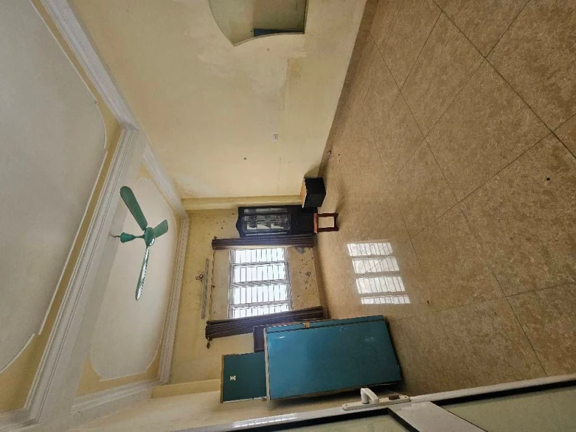 Bán nhà tam trinh cầu mai động 5 tầng dân xây 60M ô tô tránh hoàng mai